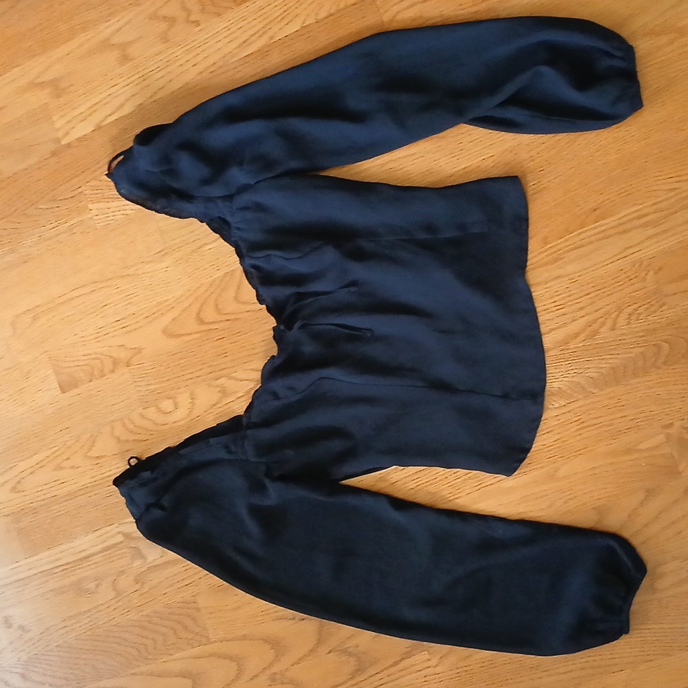 Abercrombie & Fitch Black Sweetheart Neckline Long Sleeve With Tie Back Size S